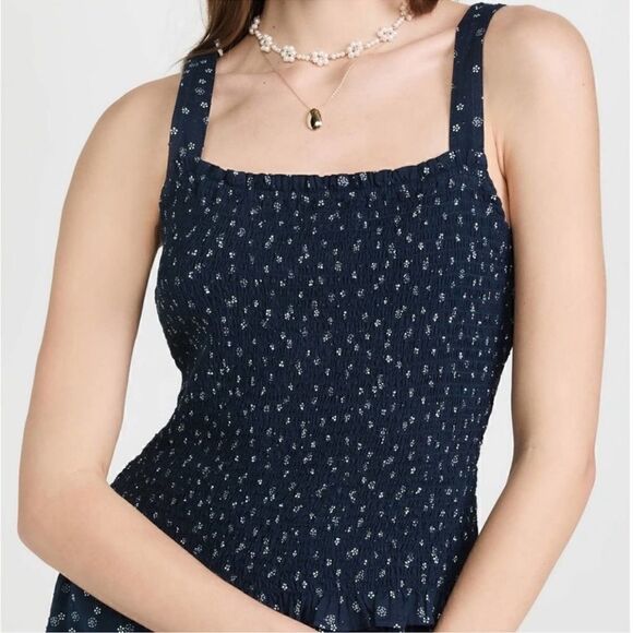 Madewell Lucie Smocked Tank Top in Bandana Flower Size Small Navy Blue White - Picture 6 of 16